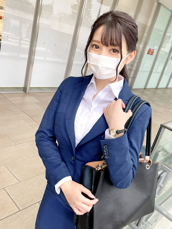 不動産営業2年目みなみちゃん（24歳）と会社さぼってセックスってええな！