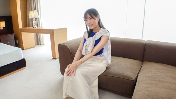 旦那とご無沙汰なおかげでキツキツおまんこになった美人妻とセックスってええな！ 4