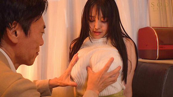 こんな爆乳美女と温泉でハメまくる年の瀬って最高だろうな！ 4