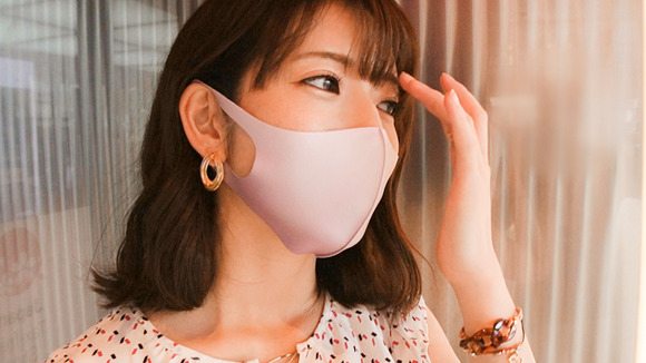 脱毛サロンスタッフのGカップ美女さくらちゃんと濃厚セックスって最高だな！ 4