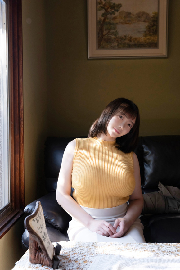 爆乳グラドル天月愛がピンク乳首丸出しの初ヌードイメビを出したぞ！ 9