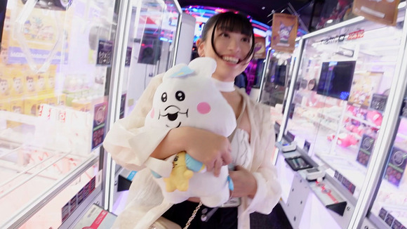 乳がデカ過ぎる水泳インスタラクターが凄まじい騎乗位で精子を搾りセックスって最高だな！ 9