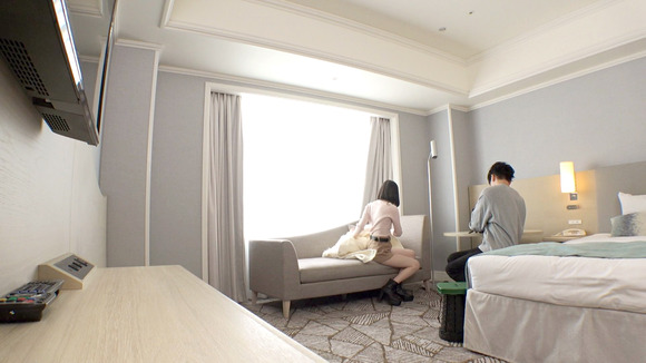 清純系女子大生がAV男優のデカチンでイキまくり！ 6