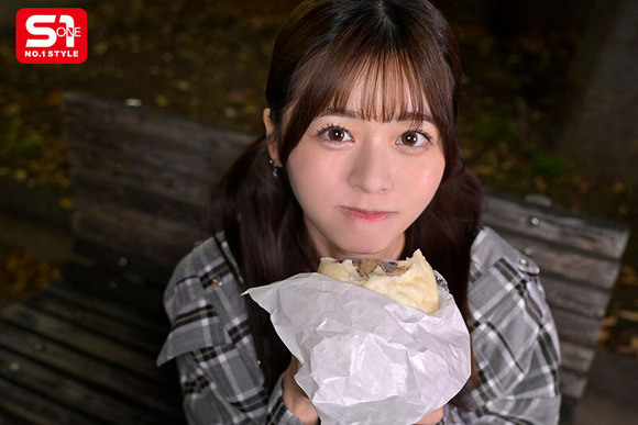 遺伝子レベルでおじさん大好きな激カワアイドルとお泊り濃厚セックスって最高だな！ 14