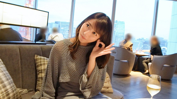最強のエロ乳首を持つゆりちゃん（28歳）とびしゃびしゃ潮吹きセックスって最高だな！ 6