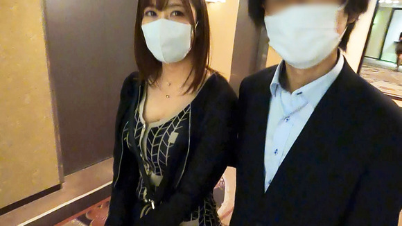 NTR好きな夫のためにマッチョAV男優に膣奥突かれまくる巨乳妻って最高だな！ 7