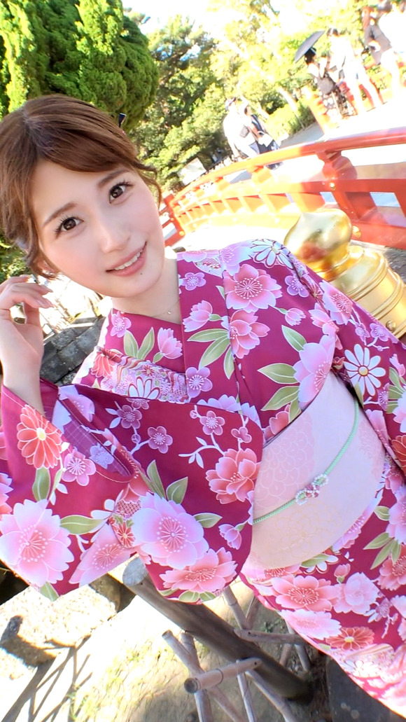 Fカップ美乳ちゃんを口説き落としてエロ行為ヤリまくりって最高だな！ 4