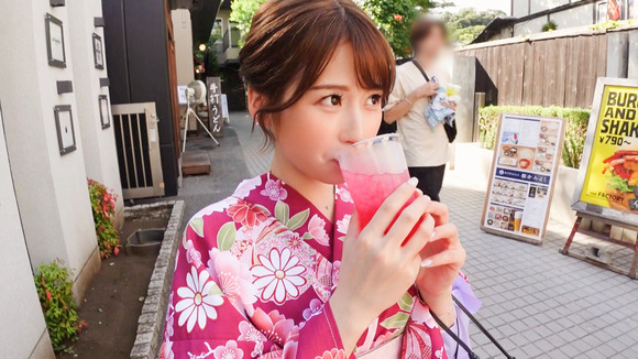 Fカップ美乳ちゃんを口説き落としてエロ行為ヤリまくりって最高だな！ 8