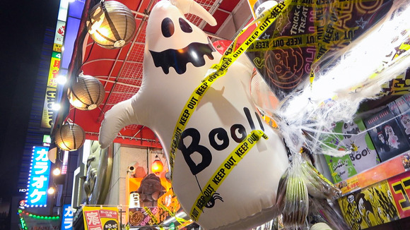 ハロウィンで賑わう新宿の街にいたEカップ乳美女とコスプレセックスって最高だな！ 2