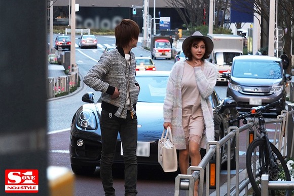元AV女優 明日花キララの幼少時代のご両親が共に美形すぎる件 9