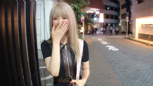 極上のフェラテクを持つ金髪ギャルを家でハメまくりってええな！ 4