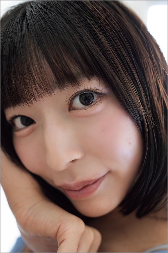 令和のデカ尻クイーン柚乃りかがデカ尻好きを120％満足させる写真集を出したぞ！ 2