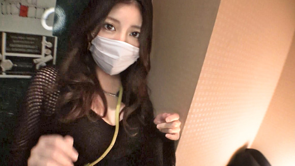Fカップ巨乳巨尻人妻で特技はパチスロと潮吹きって最高だな！ 13