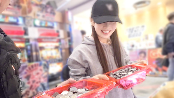 美女と金曜の夜にパチスロして土曜の朝に朝勃ちチンコを生ハメって最高だな！ 5