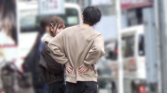 寂しそうな美乳ギャルをナンパして中だしセックスって最高だな！ 4