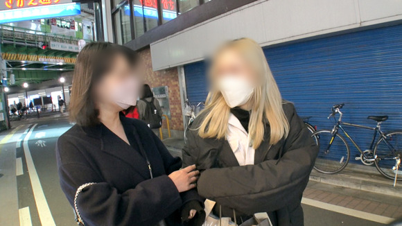 六本木で働く美巨乳ギャルを後ろからガン突きセックスって最高だな！ 2
