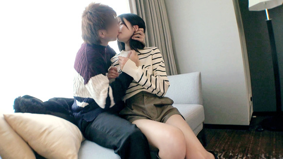 ご奉仕系フェラが得意な美容の専門学生をナンパセックスって最高だな！ 22