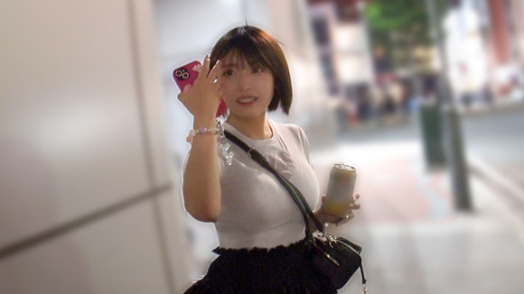 冗談みたいな爆乳で外をうろつく美女をナンパしてセックスって最高だな！ 4