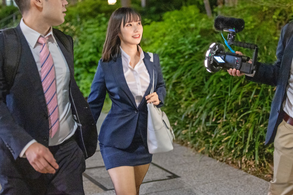 入社して半年の新人美女のエロい体を堪能しまくりセックスって最高だな！ 2