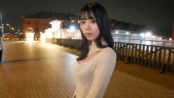 会社のアイドル的美人受付嬢をナンパセックスって最高だな！ 2