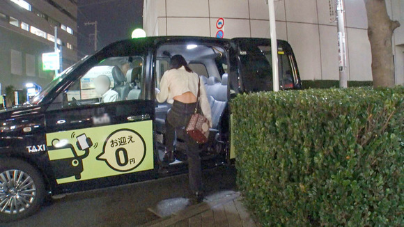 仕事帰りのフレンチのコックさんにAV男優のでっかいコックを挿入！ 2