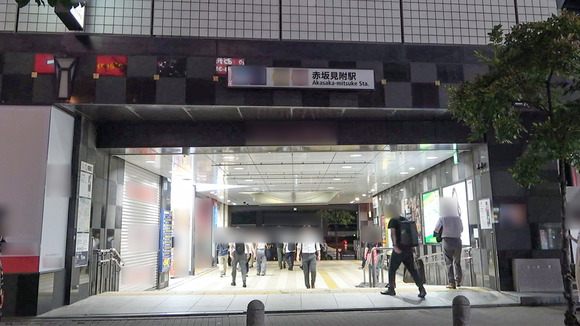 極上のフェラテクを持つ金髪ギャルを家でハメまくりってええな！ 3