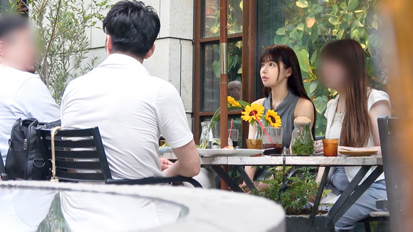 街中でベリーダンスの勧誘をしてる巨乳お姉さんにAV男優がデカチン挿入！ 8