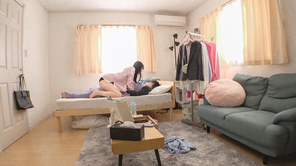 仕事帰りの爆乳美女の部屋でパイズリセックスって最高だな！ 29