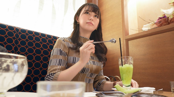 水泳インストラクターをやってる美人妻を他人棒で突きまくりセックスってええな！ 6