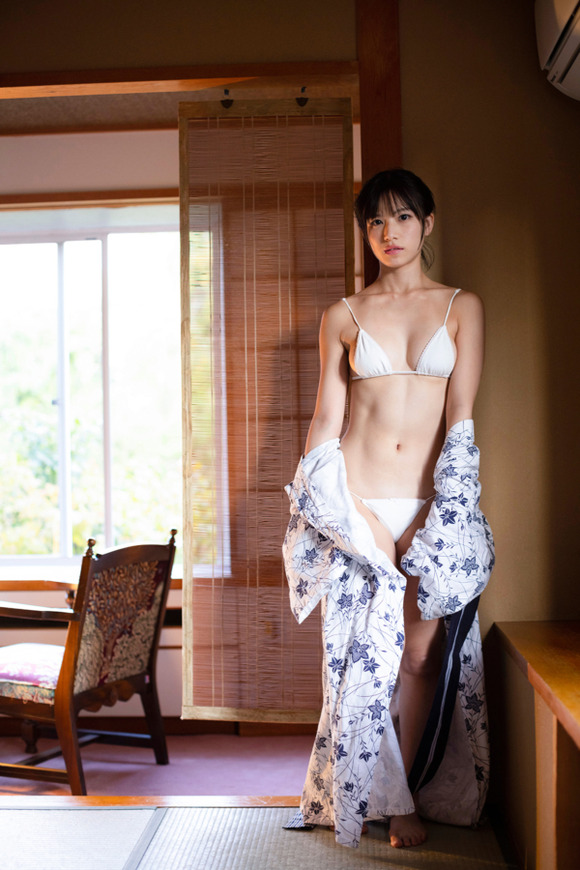スレンダーエッチボディグラドル村上りいなが新作イメビを出すぞ！ 5