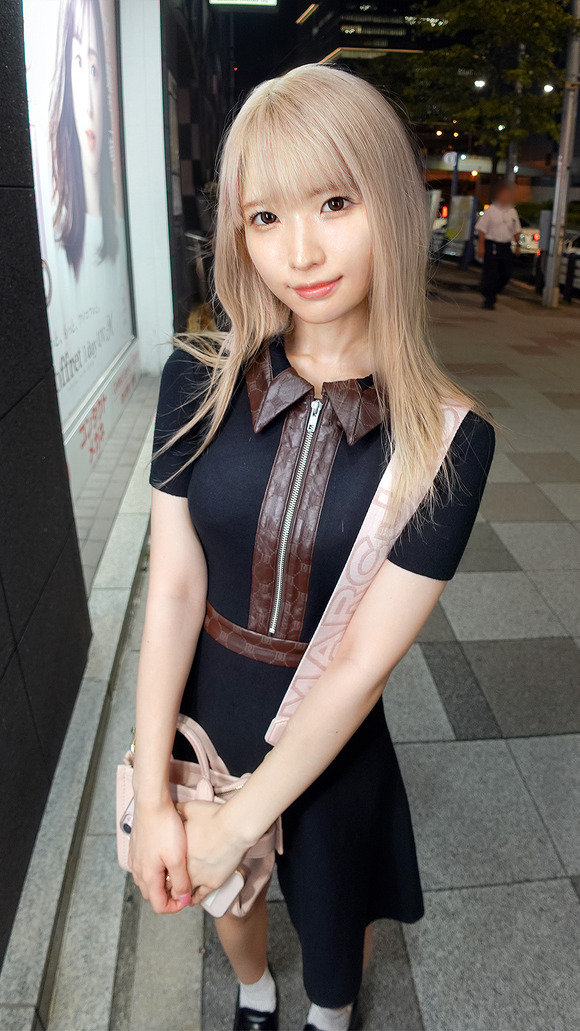 極上のフェラテクを持つ金髪ギャルを家でハメまくりってええな！ 2