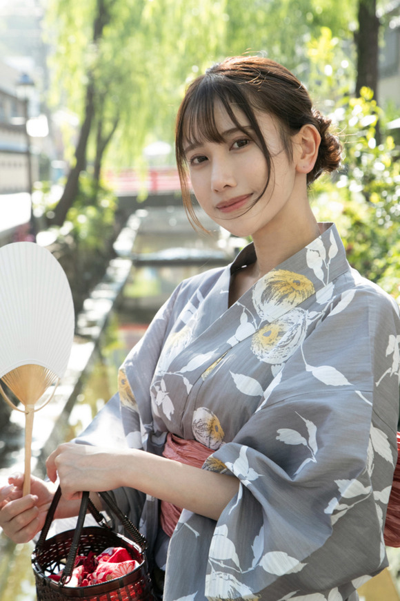 SGP_6244-600x900