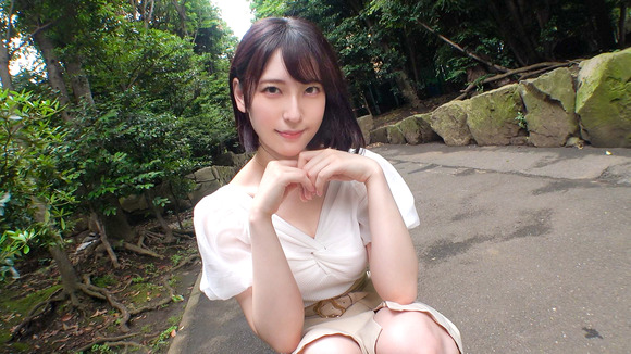 Gカップの自称元グラビアアイドルがまさかのAV出演！ 24