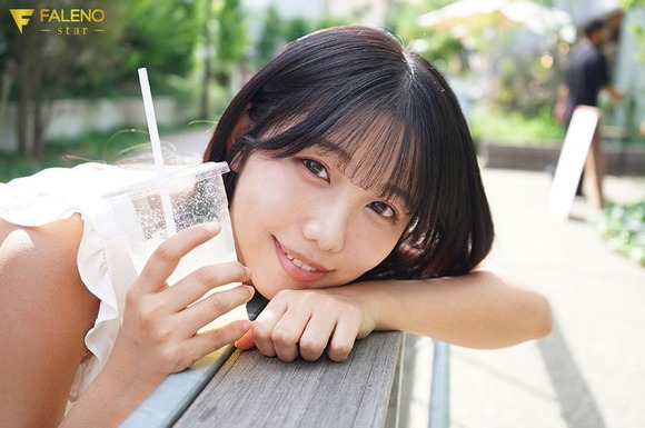 太陽系美少女で1億人のヒロイン！浜辺やよい20歳がAVデビューするぞ！ 4