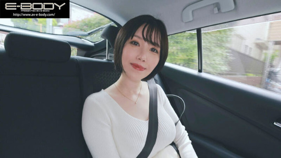 全てを包み込む完熟Iカップおっぱいを持つ39歳上品ママがイクイクAVデビュー！ 3