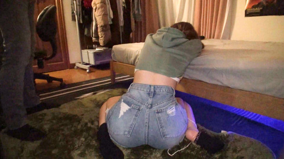 駐輪場で酔いつぶれて寝てる女を介抱するために脱がしたら巨乳でエロ乳輪って最高だな！ 3