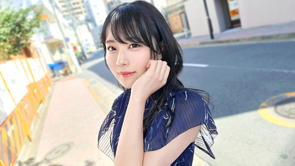 掃除機に勝るとも劣らないバキューム力でチ〇ポを咥える美女とセックスってええな！ 2