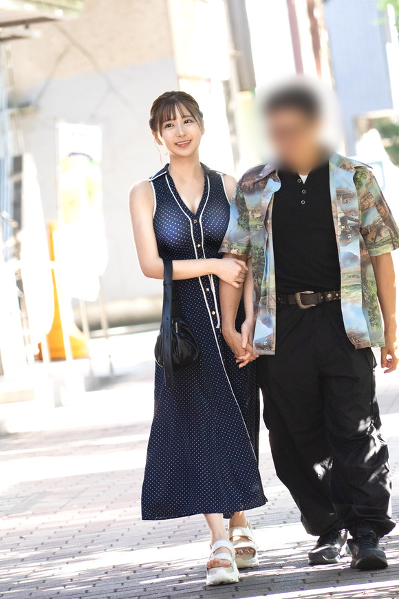 彼氏持ち大学生のエロ乳美女を寝取ってセックスしまくるって最高だな！ 4