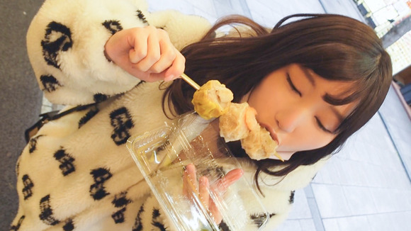 Fカップ柔乳のドーナツショップ店員の穴に入れまくりのヤリまくりって最高だな！ 2