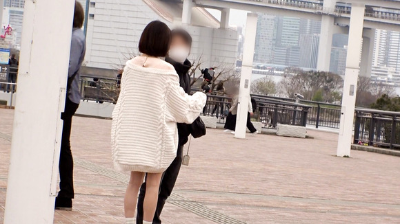 カフェ店員りさちゃんの小悪魔ボディを堪能セックスって最高だな！ 5