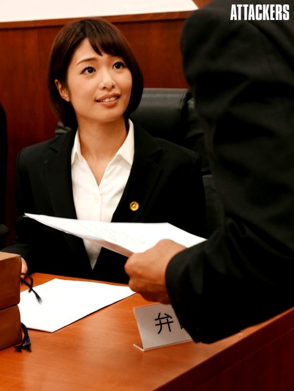 FC2の無修正AV、逮捕されるも裁判官に褒められてしまう 3