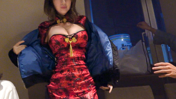 ハロウィンで賑わう新宿の街にいたEカップ乳美女とコスプレセックスって最高だな！ 5
