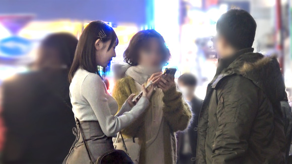 キラキラ笑顔のデカパイちゃんとカラオケの後ホテルでセックスって最高だな！ 7
