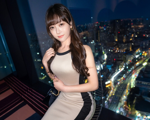 極柔Fカップおっぱいの人妻とシャレオツなホテルでセクロスって最高だな！ 3