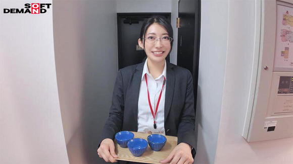 SODの美人メガネ社員が衝撃のAVデビュー！真面目そうなのに信じられないよな！ 7