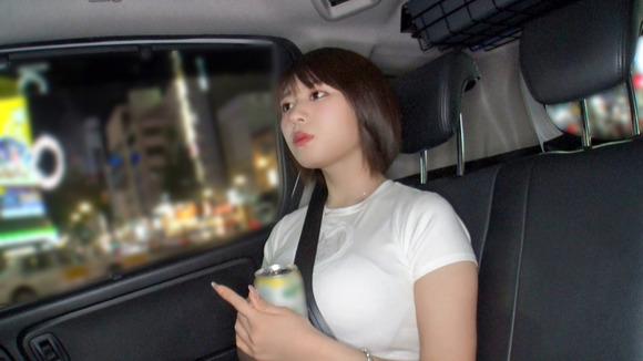 冗談みたいな爆乳で外をうろつく美女をナンパしてセックスって最高だな！ 7