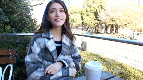 柔らかGカップの絶倫お姉さんに生ハメ中出しセックスって最高だな！ 3