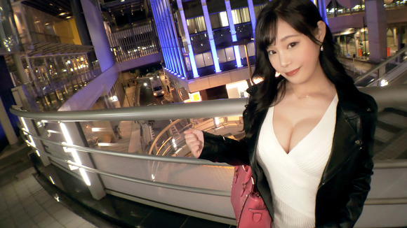 エロ過ぎる舌でのねっとりフェラがエロすぎるGカップ美女って最高だな！ 2