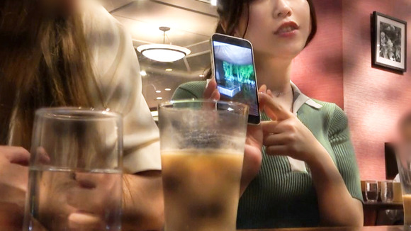 格安旅行で人を騙すマルチ美女をホテルで世直しデカチンピストンって最高だな！ 7