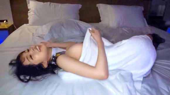 激カワ関西弁の美BODYギャルとめちゃくちゃ中出しセックスってええな！ 26